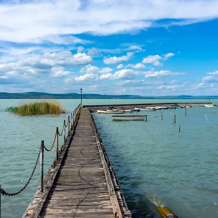 With Pool In 55233 Appartement Balatonlelle